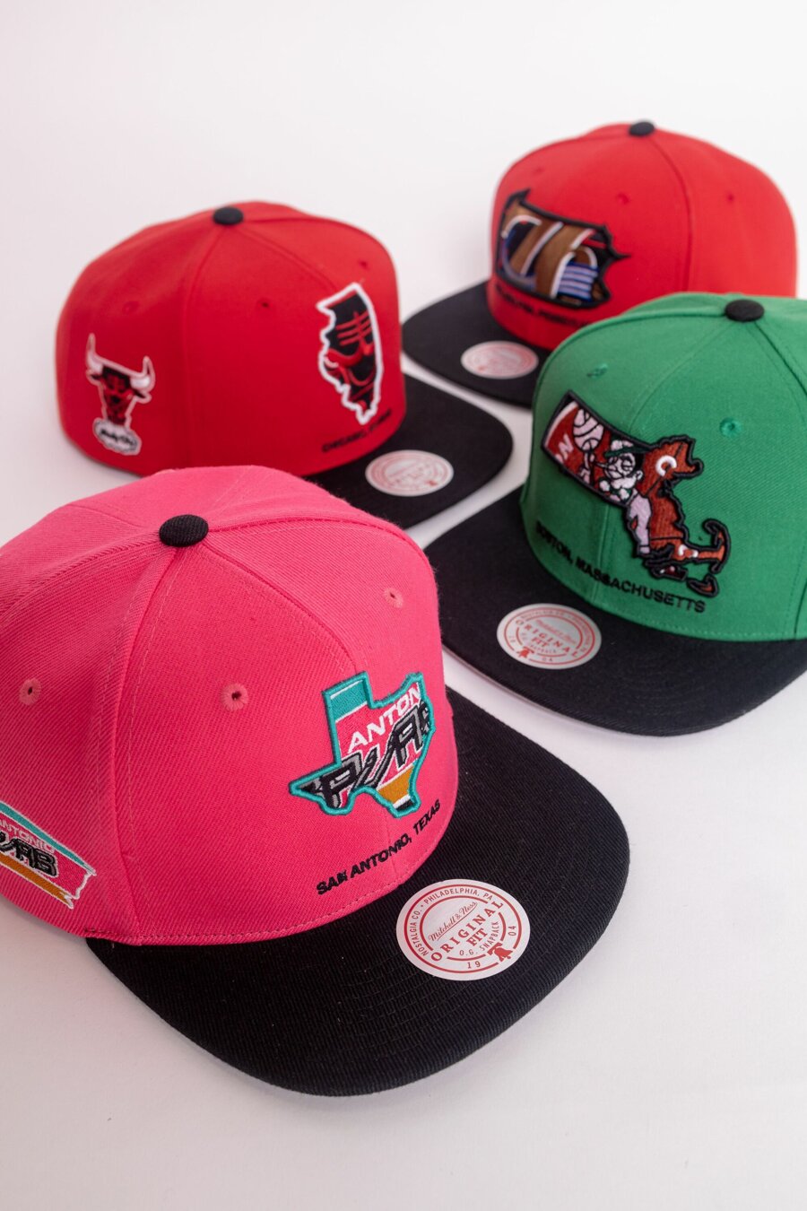 Pink shop spurs hat
