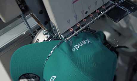 New Era Cap Customisation Tour in Praze!
