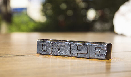 Prsten DOPE 4finger
http://www.snapbacks.cz/642