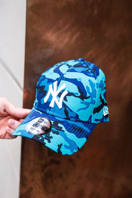 New Era Holiday 21