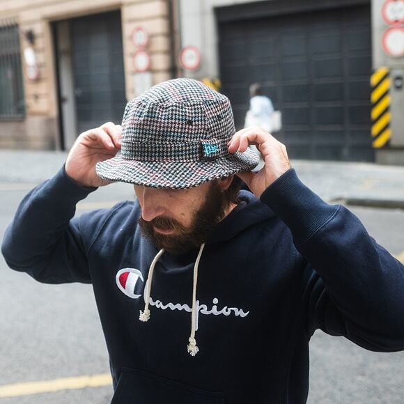 New Era Check Bucket Brown / Aqua / Red