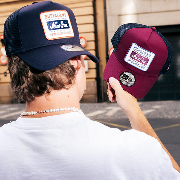 Kšiltovka New Era - Buffalo Patch 9FORTY Trucker - Navy / Blue