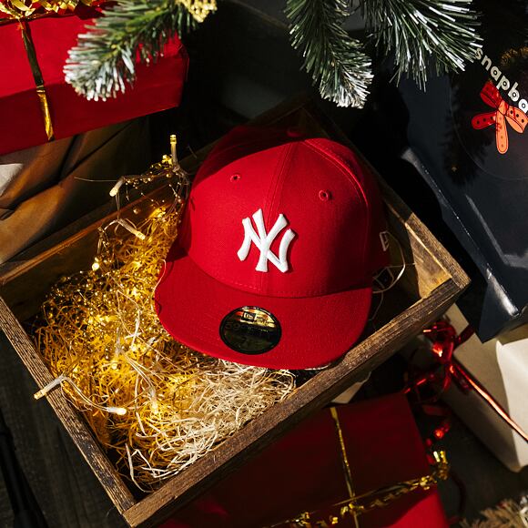Cap New Era - MLB Basic 59FIFTY - NY Yankees - Scarlet / White