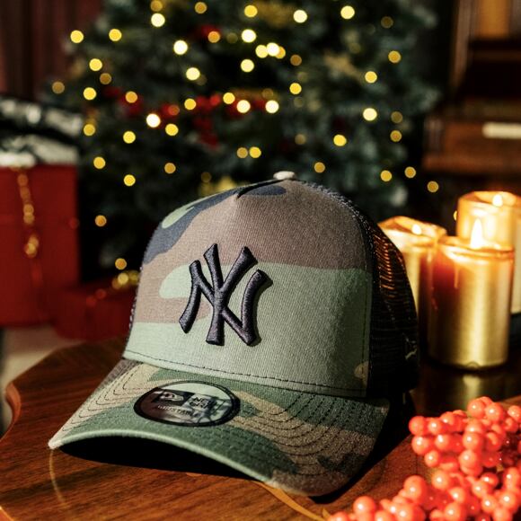 Cap New Era - MLB Clean Trucker 9FORTY Trucker - NY Yankees - Woodland Camo / Black