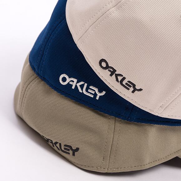 Kšiltovka Oakley - 6 Panel Stretch Metallic Hat - Team Navy