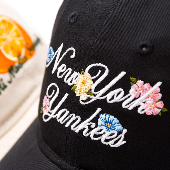 Dámská Kšiltovka New Era - MLB Floral Script 9TWENTY - NY Yankees - Black