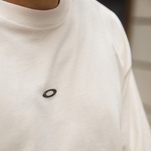 Triko Oakley - Metal Rise Tee