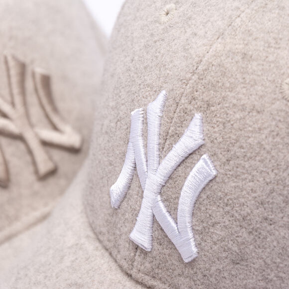 Cap New Era - MLB Melton Wool 9FORTY - NY Yankees - Stone / White