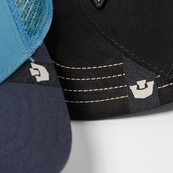 Cap Goorin - Legend Wolf Trucker - Sky