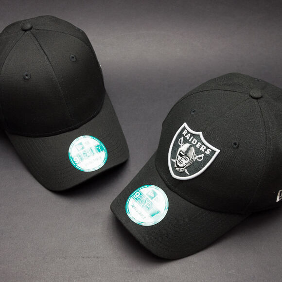 New Era 9FORTY Flag Collection Black/White Strapback Cap