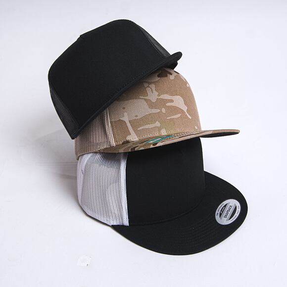 Yupoong Classic Trucker 2-Tone Black/White 6006T Cap