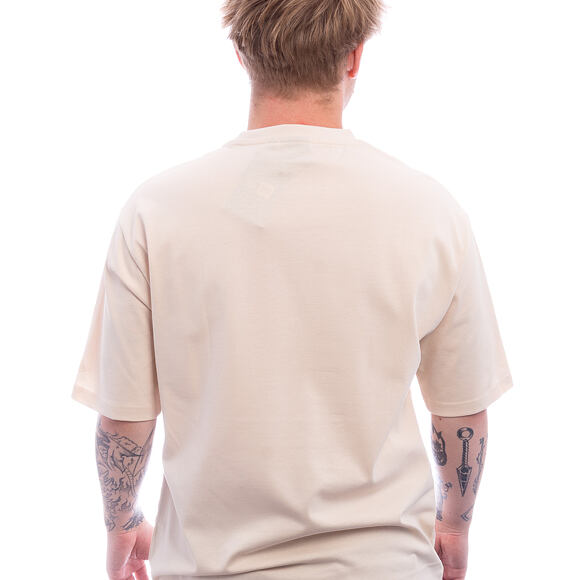 Triko New Era - Oversized Flag Tech Tee - Cream