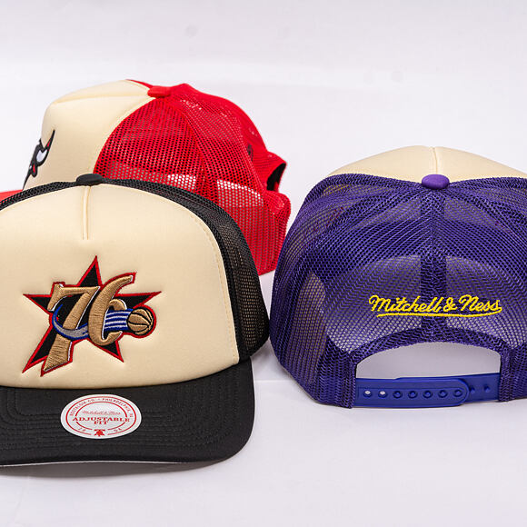 Kšiltovka Mitchell & Ness - NBA Vintage Block Trucker HWC - Philadelphia 76Ers - Cream