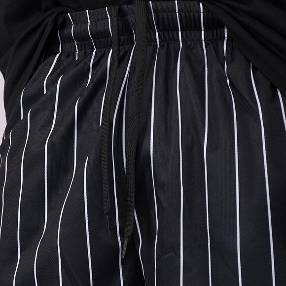 Karl Kani Small Signature Pinstripe Mesh Shorts black/white