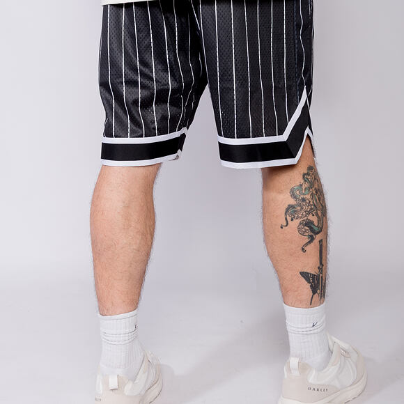 Kraťasy New Era - NFL Pinstripe Shorts - Las Vegas Raiders - Black