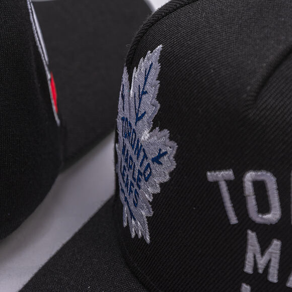 Kšiltovka Mitchell & Ness - NHL Busted Pro - Toronto Maple Leafs - Black