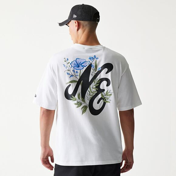 Tee New Era - Floral Graphic Oversized Tee - White