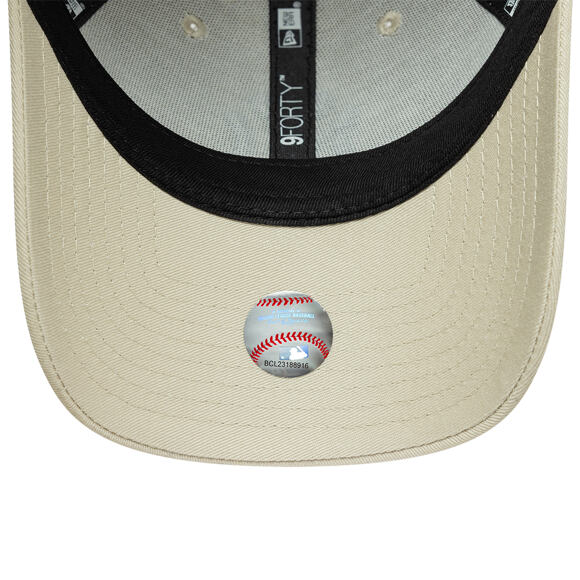 Cap New Era - MLB League Essential 9FORTY - NY Yankees - Stone / Cilantro Green
