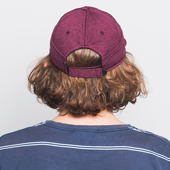 New Era Shadow Tech Heather FORTY9 Maroon Strapback Cap