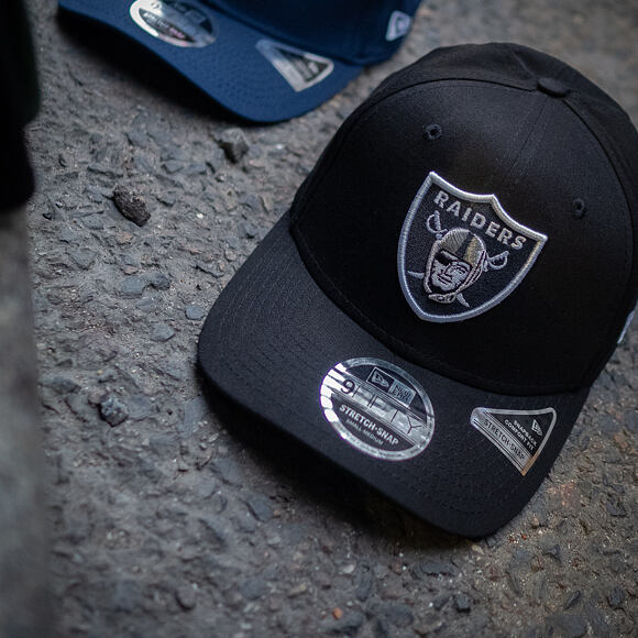 New Era 9FIFTY Stretch-Snap NFL Team Oakland Raiders Snapback Team Color Cap