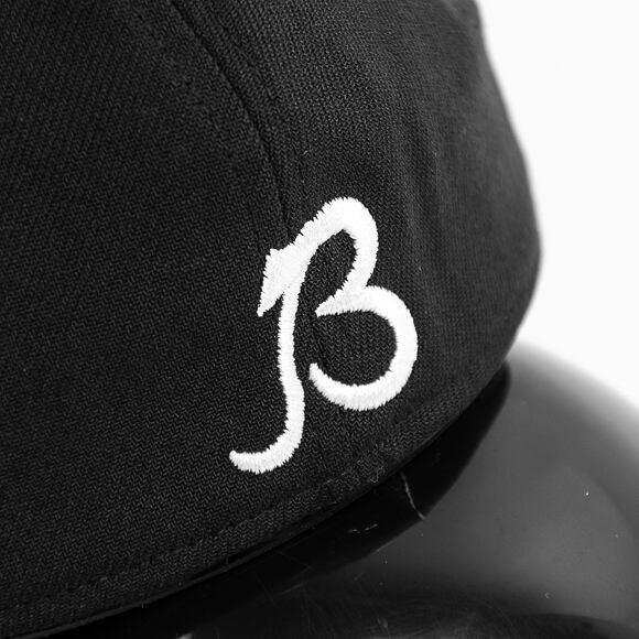 New Era 39THIRTY NFL22 Sideline Chicago Bears Black / White Cap