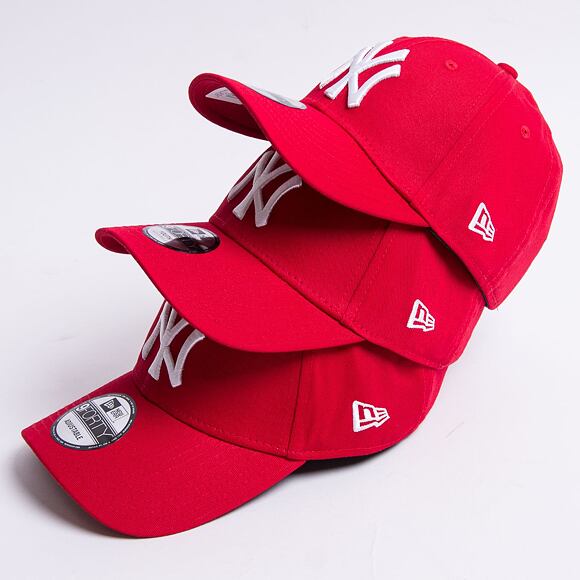 New Era 9FORTY MLB League Basic New York Yankees Strapback Scarlet / White Cap