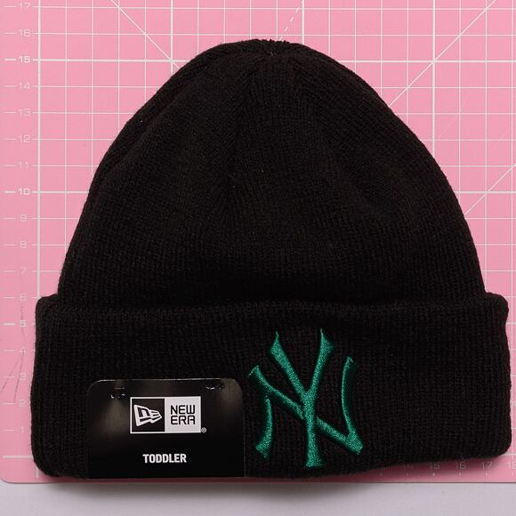 Dětský kulich New Era MLB Kids League Essential Beanie New York Yankees Black / Melachite Green