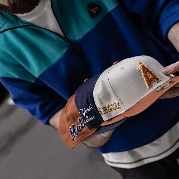 Kšiltovka New Era 59FIFTY MLB Boucle New York Mets Caramel Brown / Navy / Stone