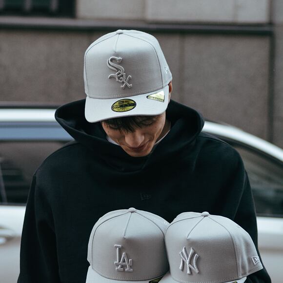 Kšiltovka New Era - MLB Color Pack 59FIFTY A-Frame - NY Yankees - Silver Grey