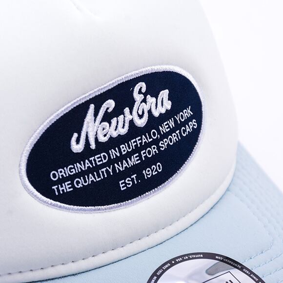 Kšiltovka New Era - Branded Oval Foam Patch 9FORTY Trucker - White / Blue