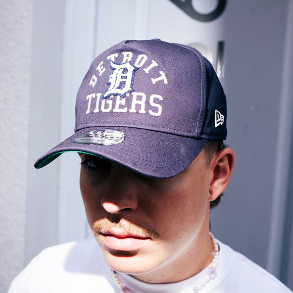 Kšiltovka New Era - MLB Heritage Pre-Curved Golfer 19TWENTY - Detroit Tigers - Navy
