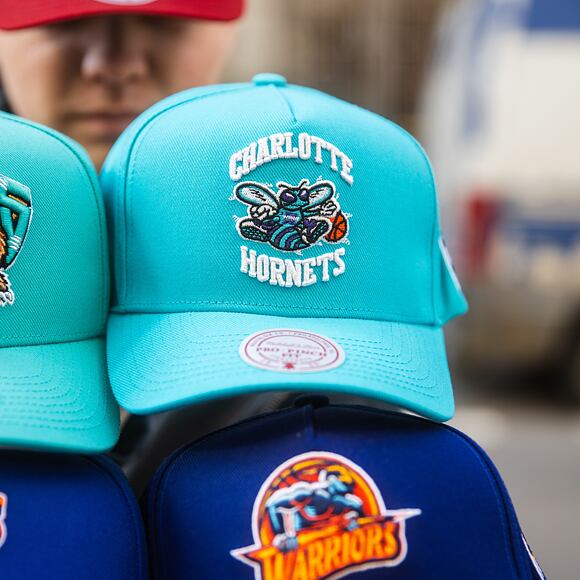 Mitchell & Ness - Charlotte Hornets - Double Clutch Pro Snapback Hwc - Teal