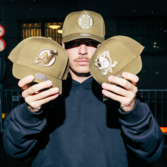 Kšiltovka Mitchell & Ness - NHL Fashion Basic Pro - Boston Bruins - Olive