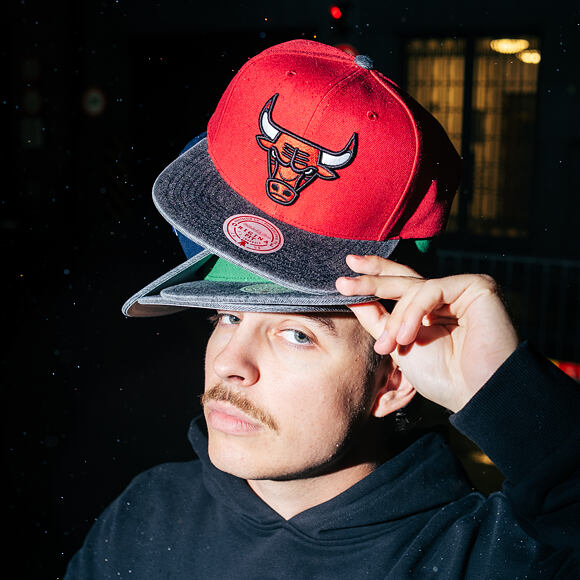 Kšiltovka Mitchell & Ness - NBA Denim Patchwork - Chicago Bulls - Red