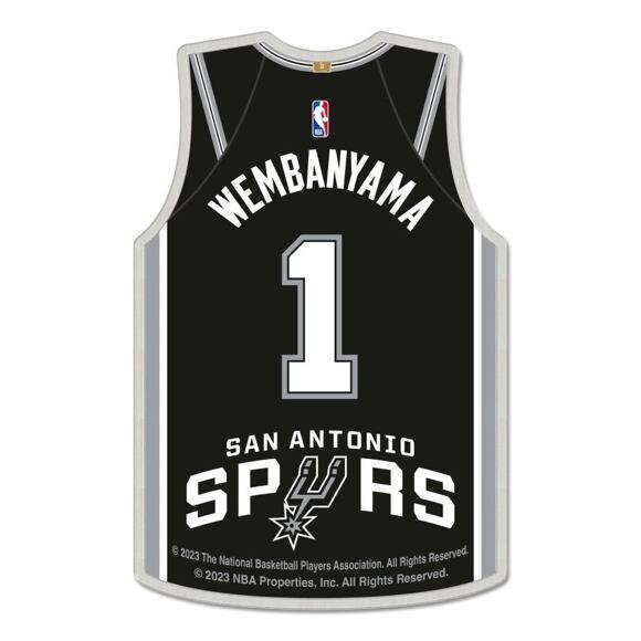 Pin WinCraft - NBA Collector Pin Jewelry Card - Victor Wembanyama - San Antonio Spurs