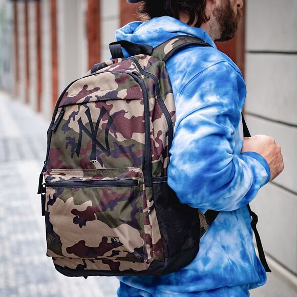 New Era MLB Delaware All Over Print New York Yankees Woodland Camo Backpack