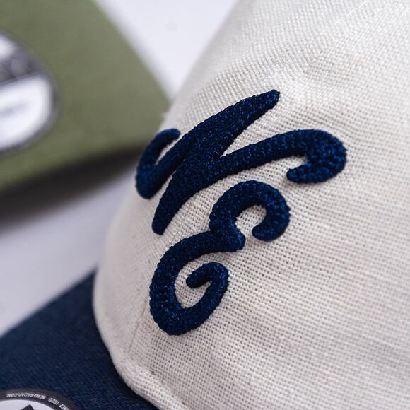 Kšiltovka New Era 9TWENTY Linen Script - White / Navy