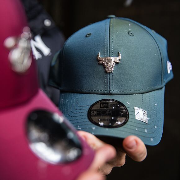 Kšiltovka New Era - NBA Tech 9FORTY - Chicago Bulls - New Olive