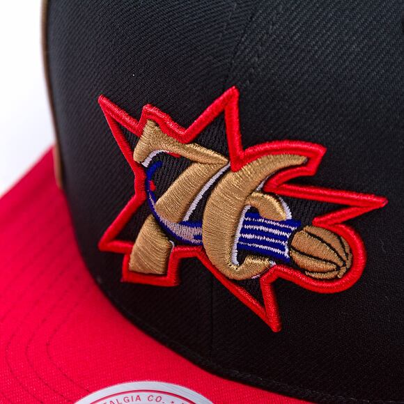 Kšiltovka Mitchell & Ness - Philadelphia 76Ers - Pipe Snapback Hwc - Black