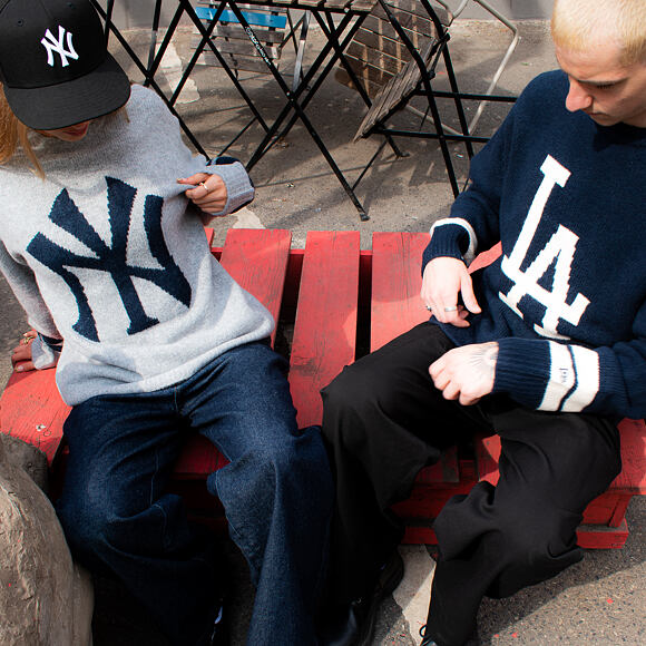 Svetr New Era - MLB Sweater Knit - NY Yankees - Heather Grey
