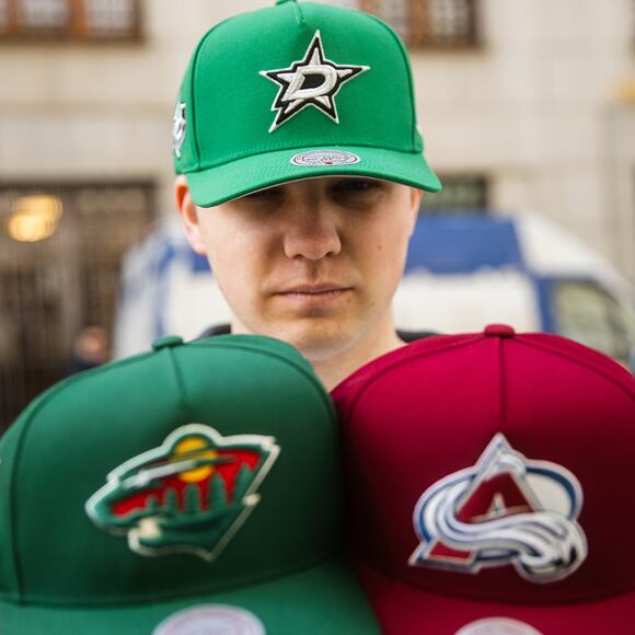 Mitchell & Ness - Colorado Avalanche - Evergreen Trucker - Maroon