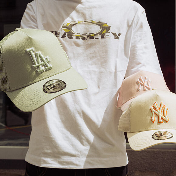 Cap New Era - MLB Outline 9FORTY A-Frame Trucker - NY Yankees - Cream / Orange