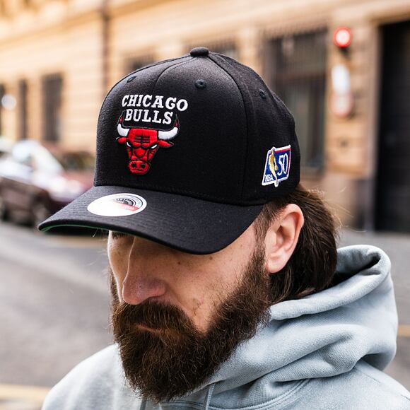 Mitchell & Ness Chicago Bulls 50th Anniversary Patch 110 Snapback Black Cap