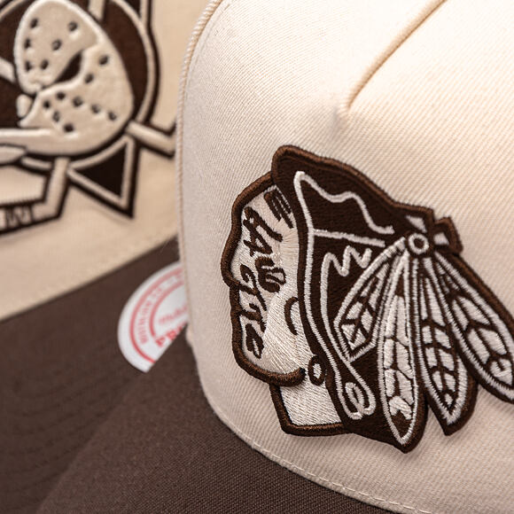 Kšiltovka Mitchell & Ness - NHL Fashion Basic 2T Pro Vntg - Chicago Blackhawks - Cream
