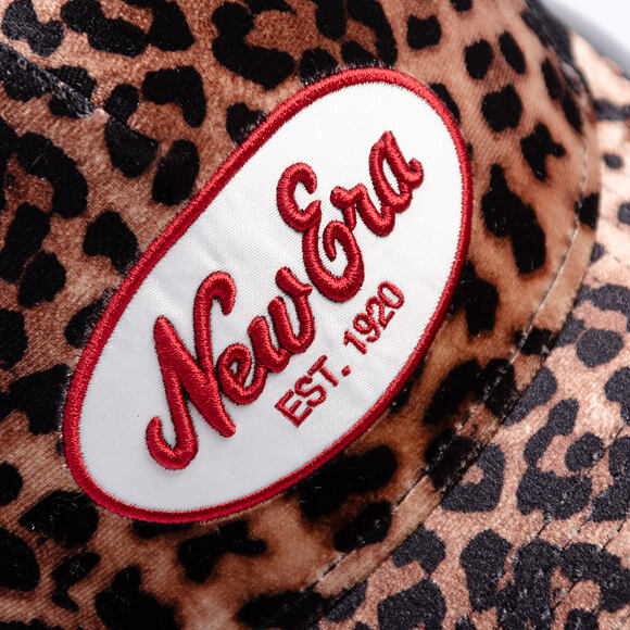 Womens Cap New Era - Branded Leopard 9FORTY M-CROWN Trucker - Camel
