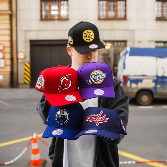 Mitchell & Ness - Boston Bruins - Double Clutch Pro Snapback - Black