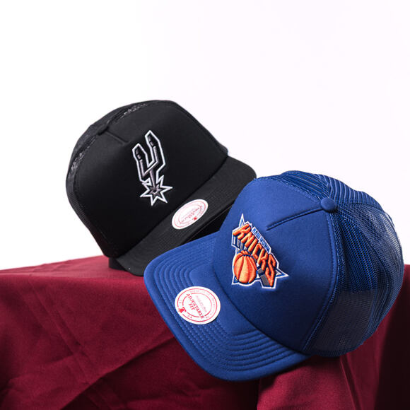 Cap Mitchell & Ness - Evergreen Trucker - NBA - New York Knicks - Blue