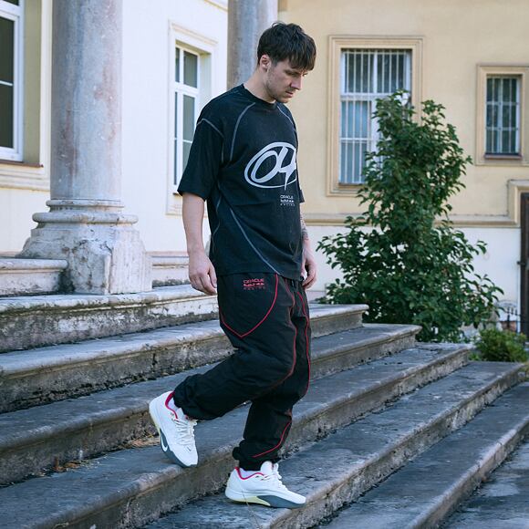 Tee New Era - F1 Drop Shoulder Tee - RED BULL F1 - Black