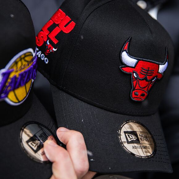 Kšiltovka New Era - NBA Side Patch 9FORTY A-Frame - Chicago Bulls - Black