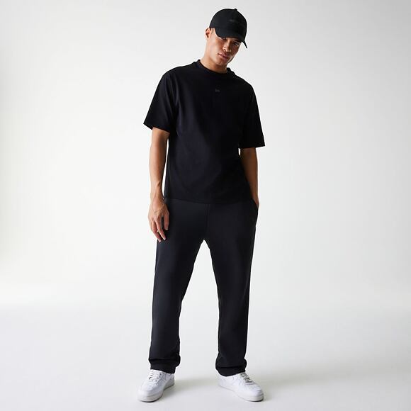 Triko New Era - Oversized Flag Tech Tee - Black